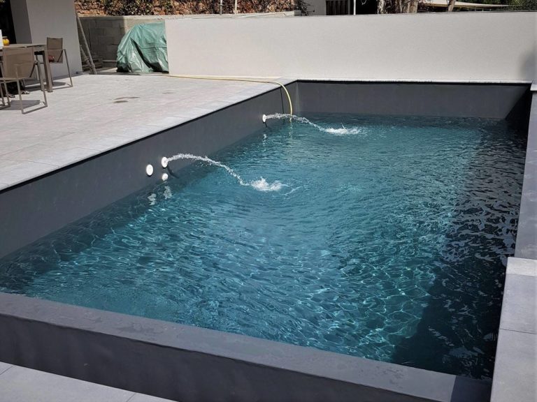 Revêtement piscine PVC armé